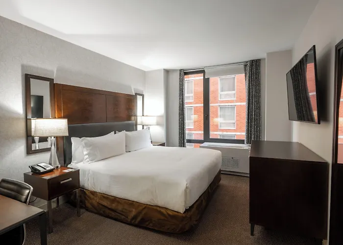 Distrikt Hotel New York City, Tapestry Collection By Hilton