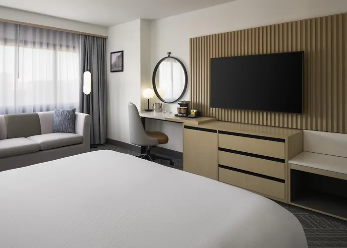 Doubletree By Hilton Fort Lee/George Washington Bridge